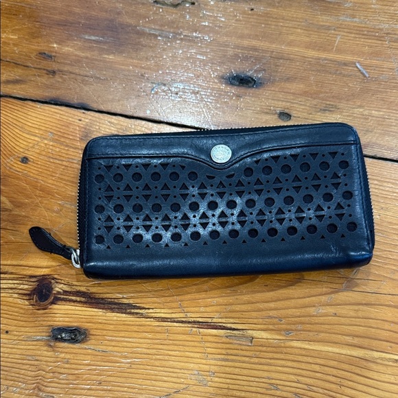 Rebecca Minkoff Black Leather Long Zippered Wallet - Picture 1 of 11